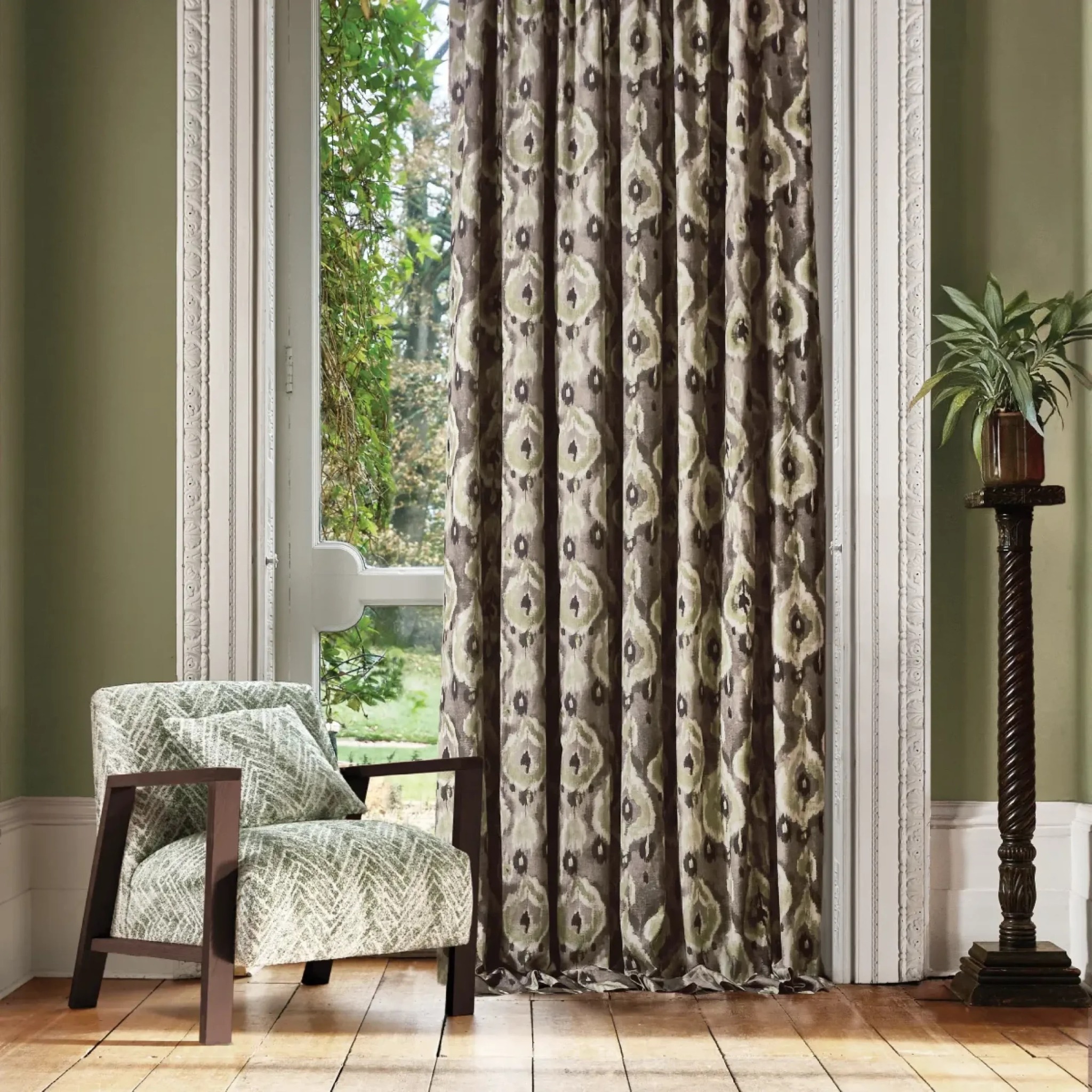 Luxury patterned curtains